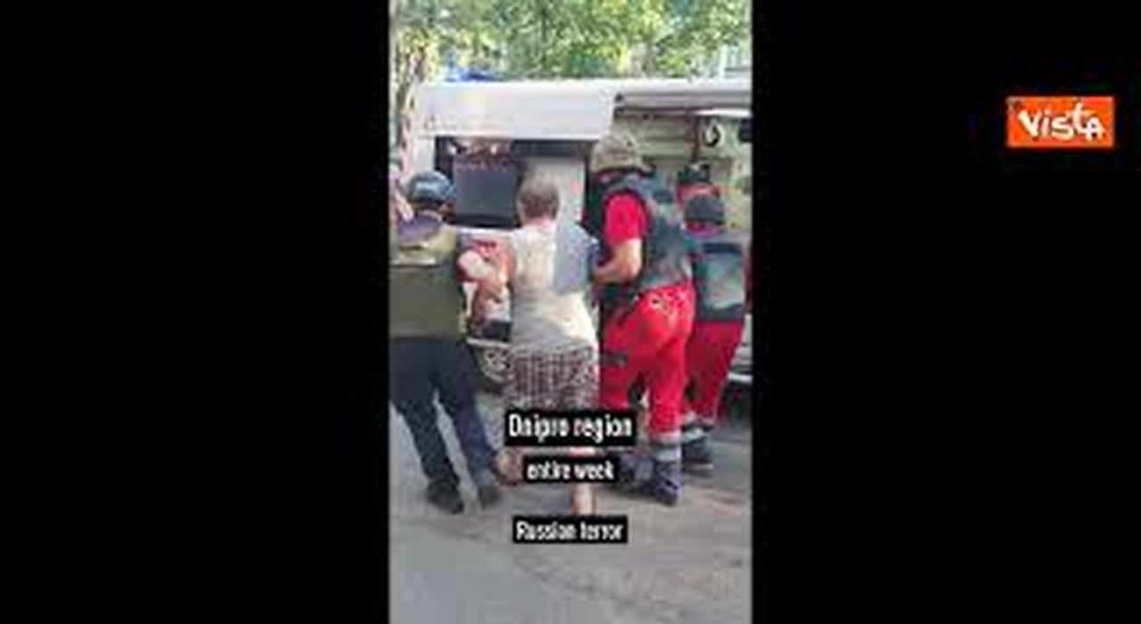 https://statics.cedscdn.it/photos/MED_HIGH/2025/07/14/8956501_poster.jpg