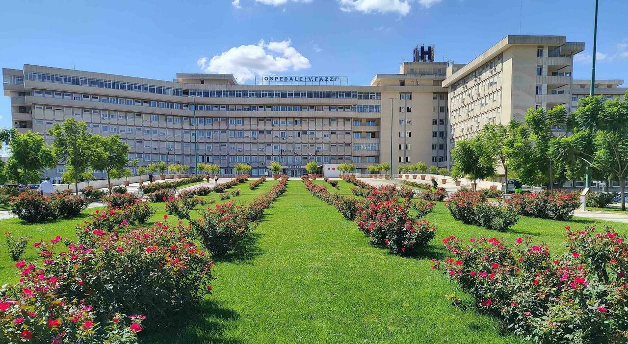 Lecce, anziano muore in ospedale: sparite le fedi nuziali. La famiglia denuncia il furto Lecce, anziano muore in ospedale: sparite le fedi nuziali. La famiglia denuncia il furto