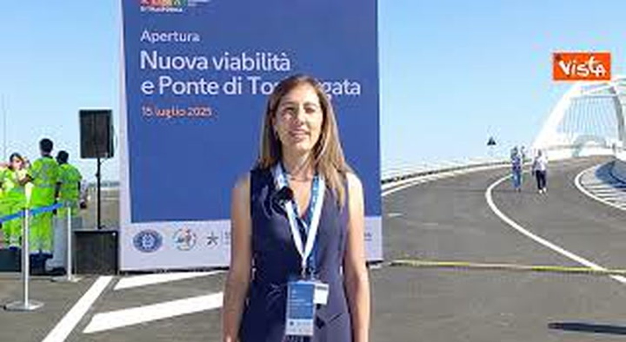 https://statics.cedscdn.it/photos/MED_HIGH/2025/07/15/8958153_poster.jpg