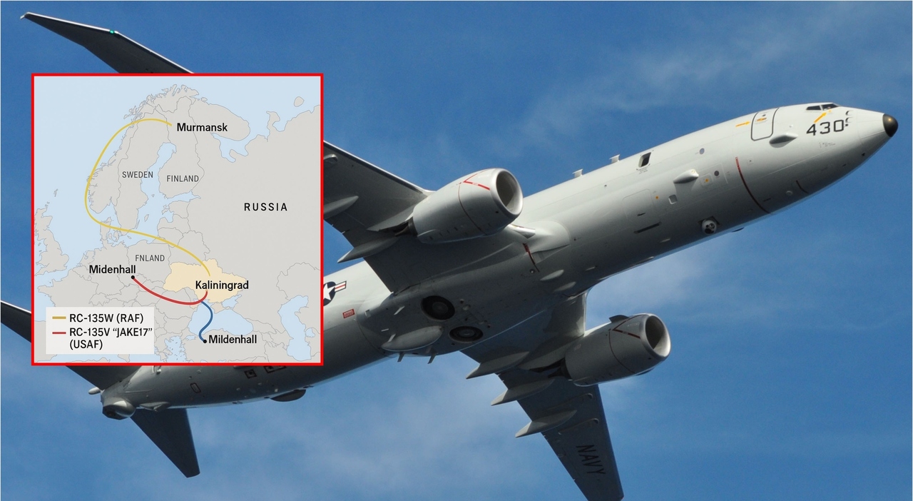 Ucraina, aerei spia della Nato effettuano una mossa a tenaglia sulla Russia: a bordo ufficiali della guerra elettronica Ucraina, aerei spia della Nato effettuano una mossa a tenaglia sulla Russia: a bordo ufficiali della guerra elettronica
