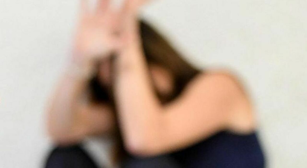 Sequestrata e violentata dall Sequestrata e violentata dall