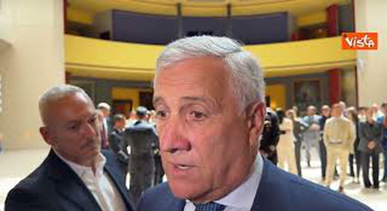 https://statics.cedscdn.it/photos/MED_HIGH/2025/07/16/8959960_poster.jpg