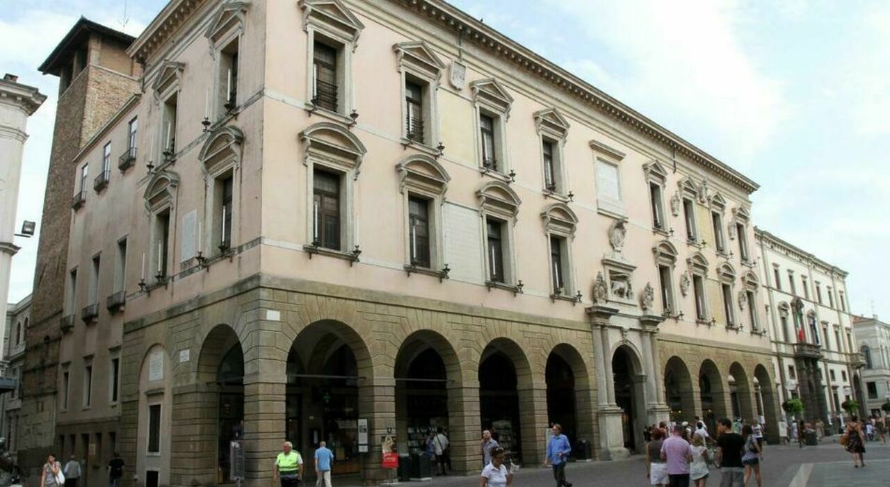 https://statics.cedscdn.it/photos/MED_HIGH/2025/07/17/8962177_17135628_migliori_universita_italiane_classifica_censis_padova_la_sapienza_roma_facolta_oggi_17_7_2025.jpg