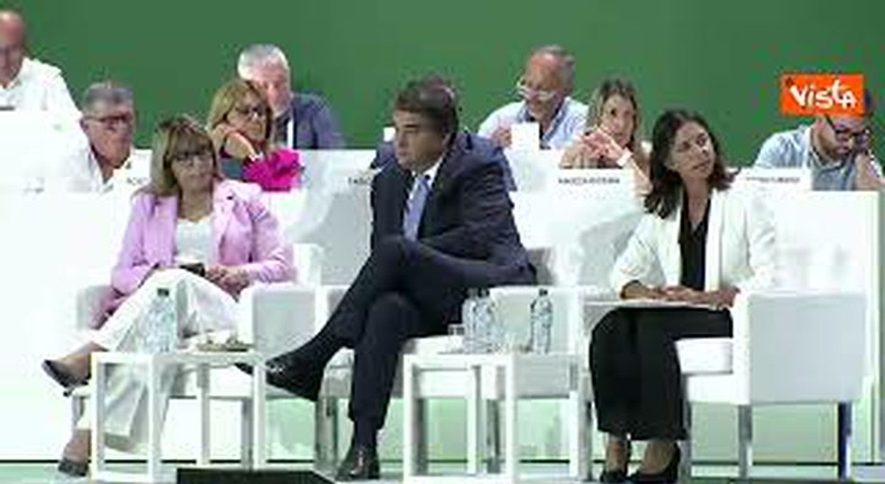 https://statics.cedscdn.it/photos/MED_HIGH/2025/07/18/8964195_poster.jpg