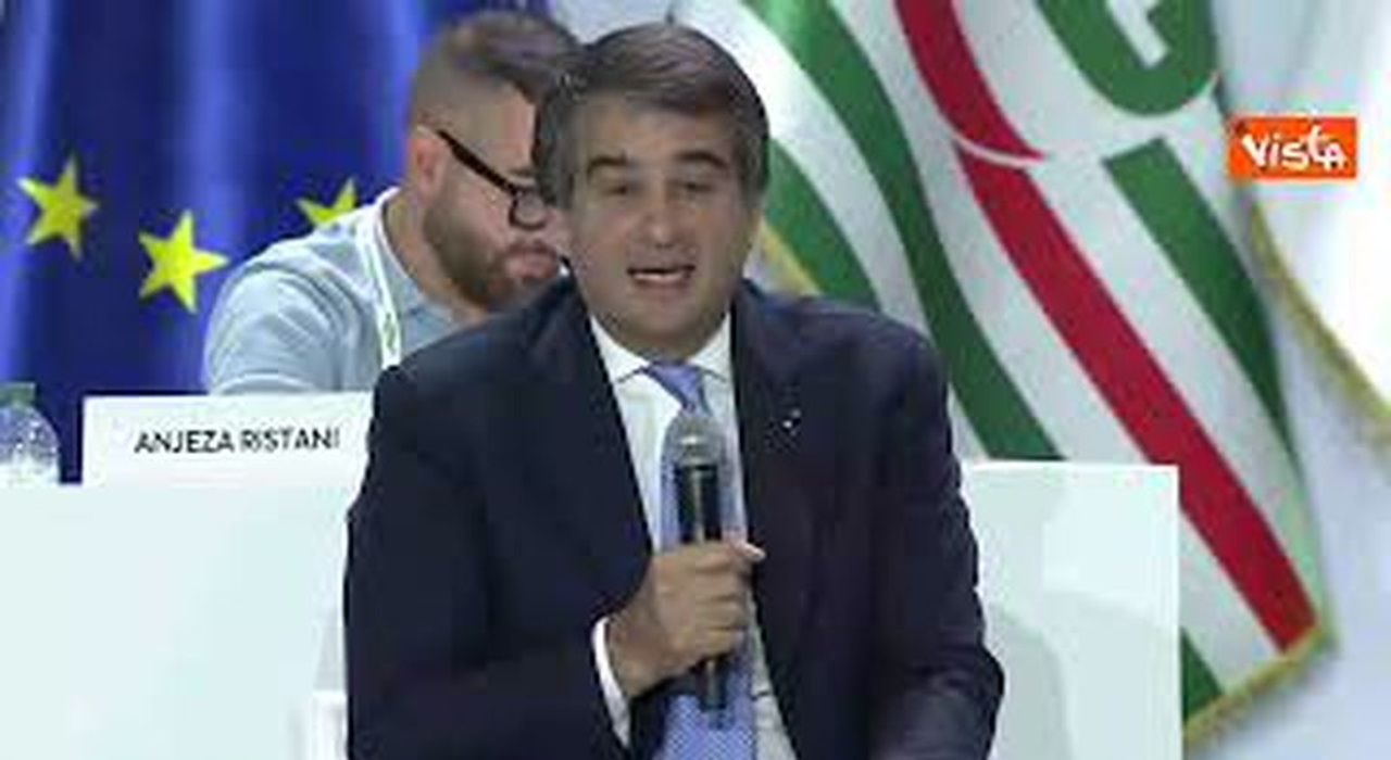 https://statics.cedscdn.it/photos/MED_HIGH/2025/07/18/8964282_poster.jpg
