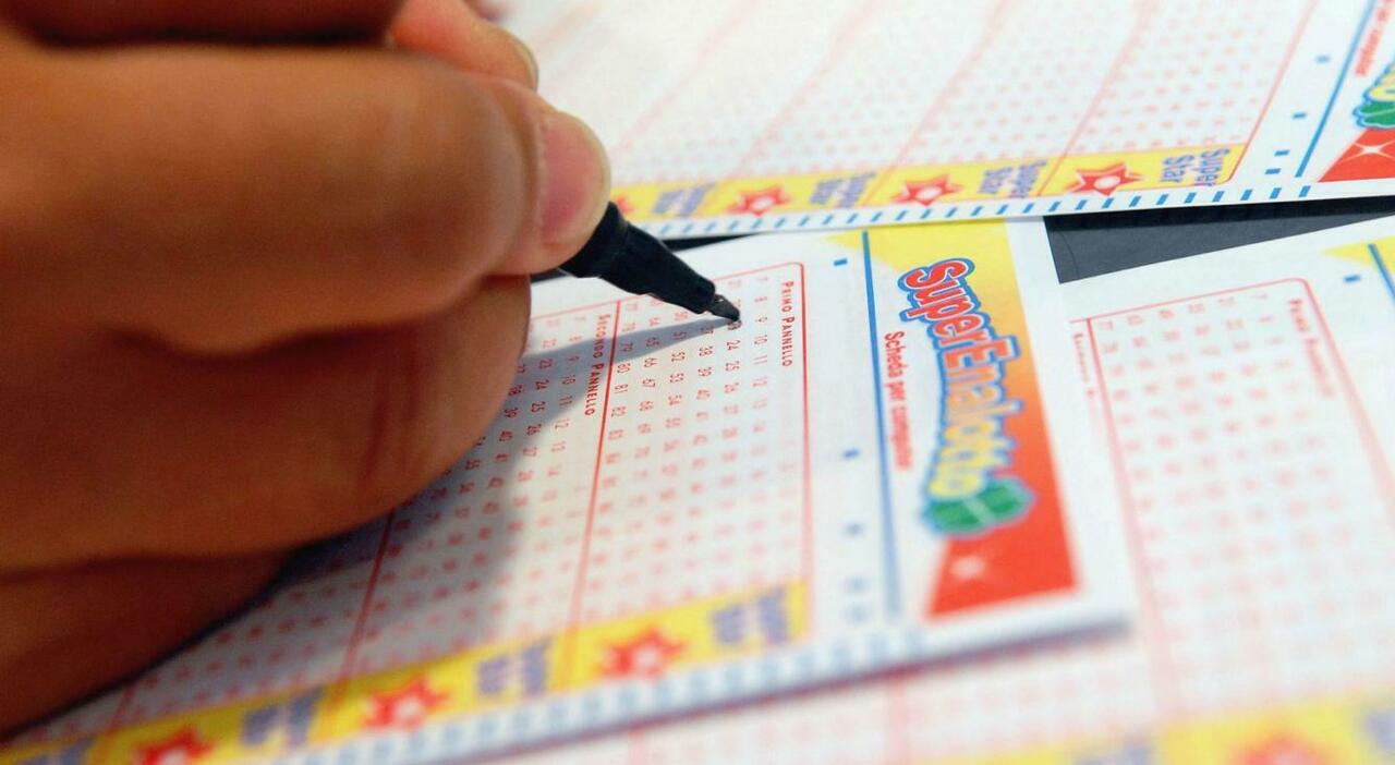 Estrazioni Lotto, Superenalotto e 10eLotto di oggi venerdì 18 luglio 2025: numeri vincenti, quote e montepremi Estrazioni Lotto, Superenalotto e 10eLotto di oggi venerdì 18 luglio 2025: numeri vincenti, quote e montepremi