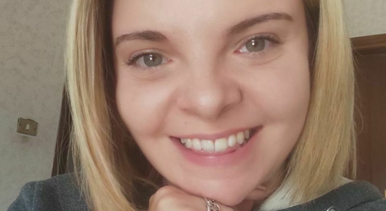 https://statics.cedscdn.it/photos/MED_HIGH/2025/07/19/8965807_19104202_dolore_collo_schiena_sofja_rossi_morta_31_anni_dimessa_ospedale_frosinone_cassino_oggi_19_7_2025.jpg
