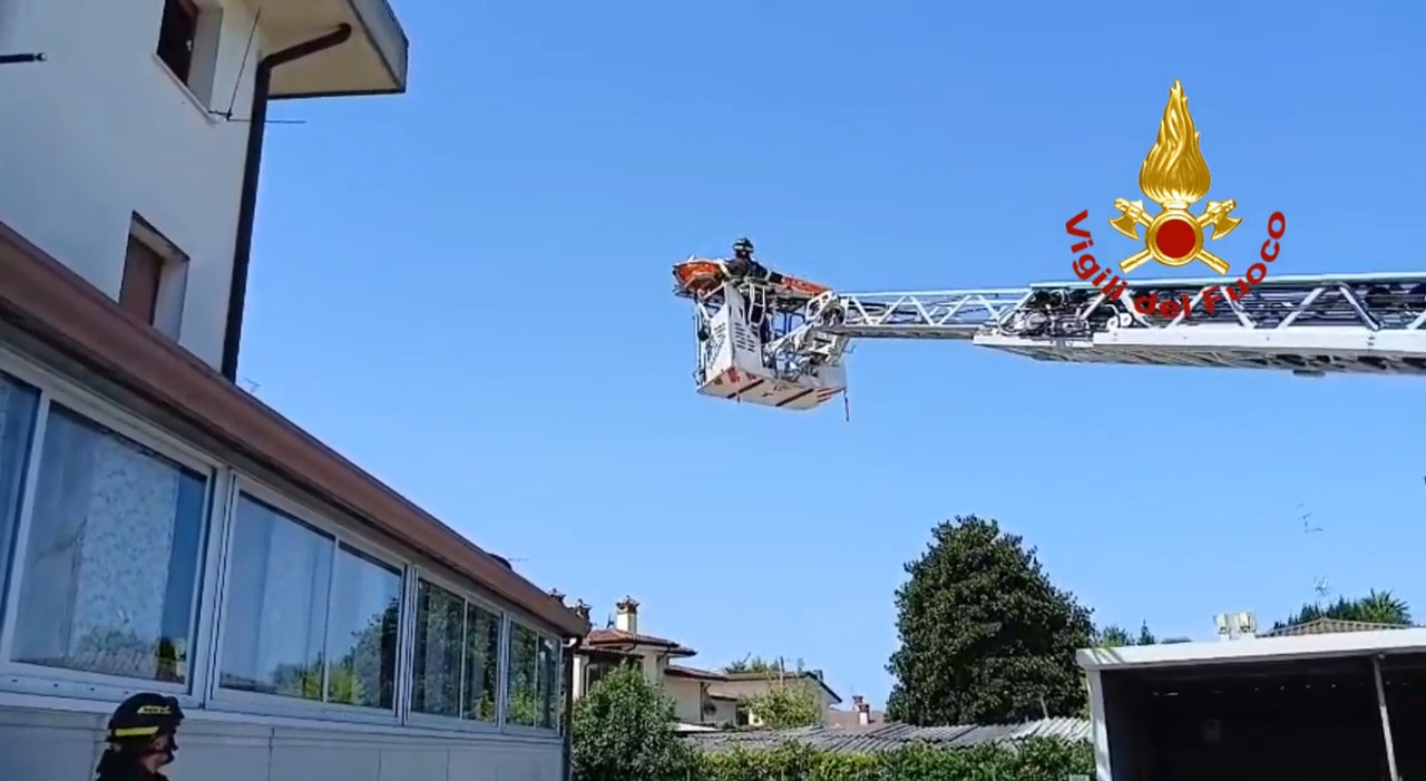 https://statics.cedscdn.it/photos/MED_HIGH/2025/07/19/8966089_19162635_myfilename.jpg