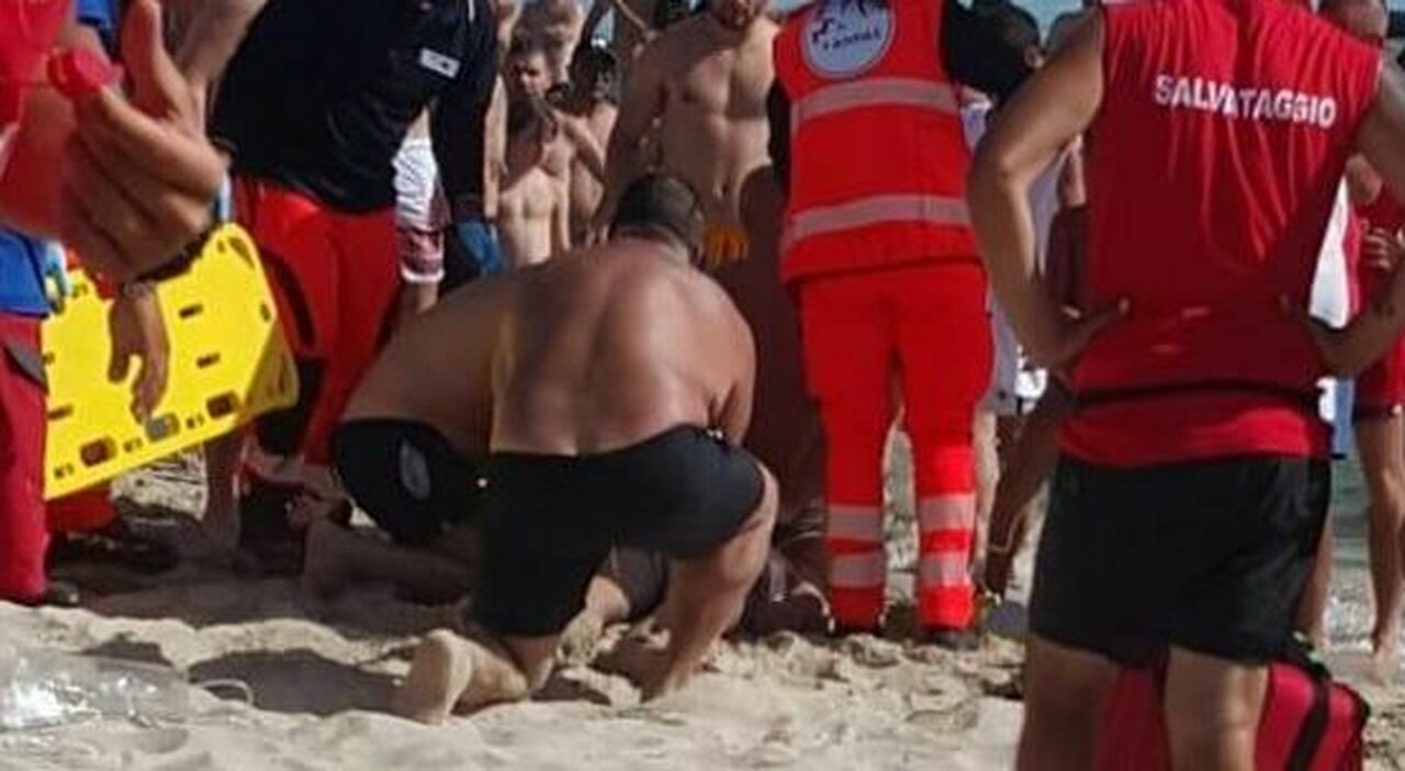 malore in spiaggia tragedia nel salento muore un bagnante