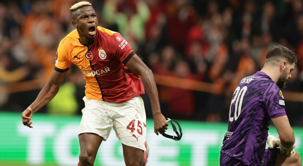 Osimhen al Galatasaray, trattativa ai dettagli finali: il nigeriano pronto a volare a Istanbul Osimhen al Galatasaray, trattativa ai dettagli finali: il nigeriano pronto a volare a Istanbul