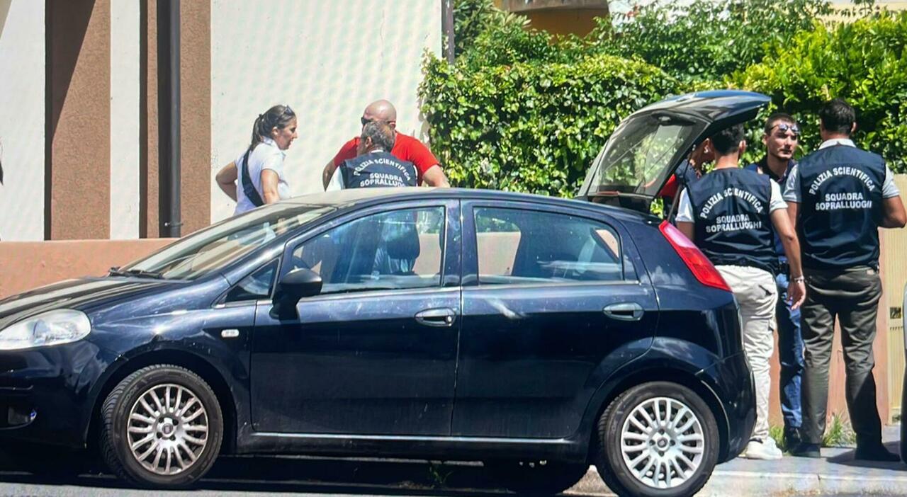 Alessandro Gazzoli spara e uccide la compagna Samantha Del Grappa, poi si toglie la vita. Lasciano due figli piccoli Alessandro Gazzoli spara e uccide la compagna Samantha Del Grappa, poi si toglie la vita. Lasciano due figli piccoli