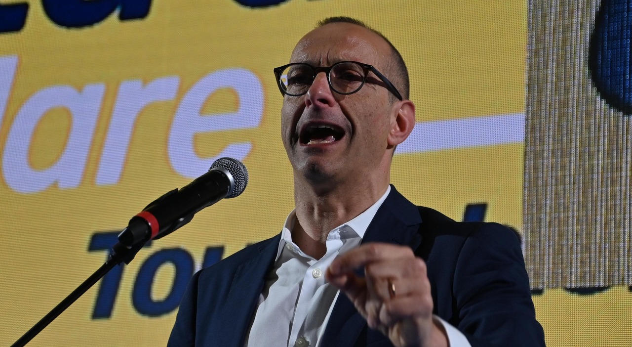 Elezioni regionali, clamoroso: Matteo Ricci indagato. Il candidato governatore del centrosinistra: «Amareggiato per i tempi ma sono tranquillo» Elezioni regionali, clamoroso: Matteo Ricci indagato. Il candidato governatore del centrosinistra: «Amareggiato per i tempi ma sono tranquillo»