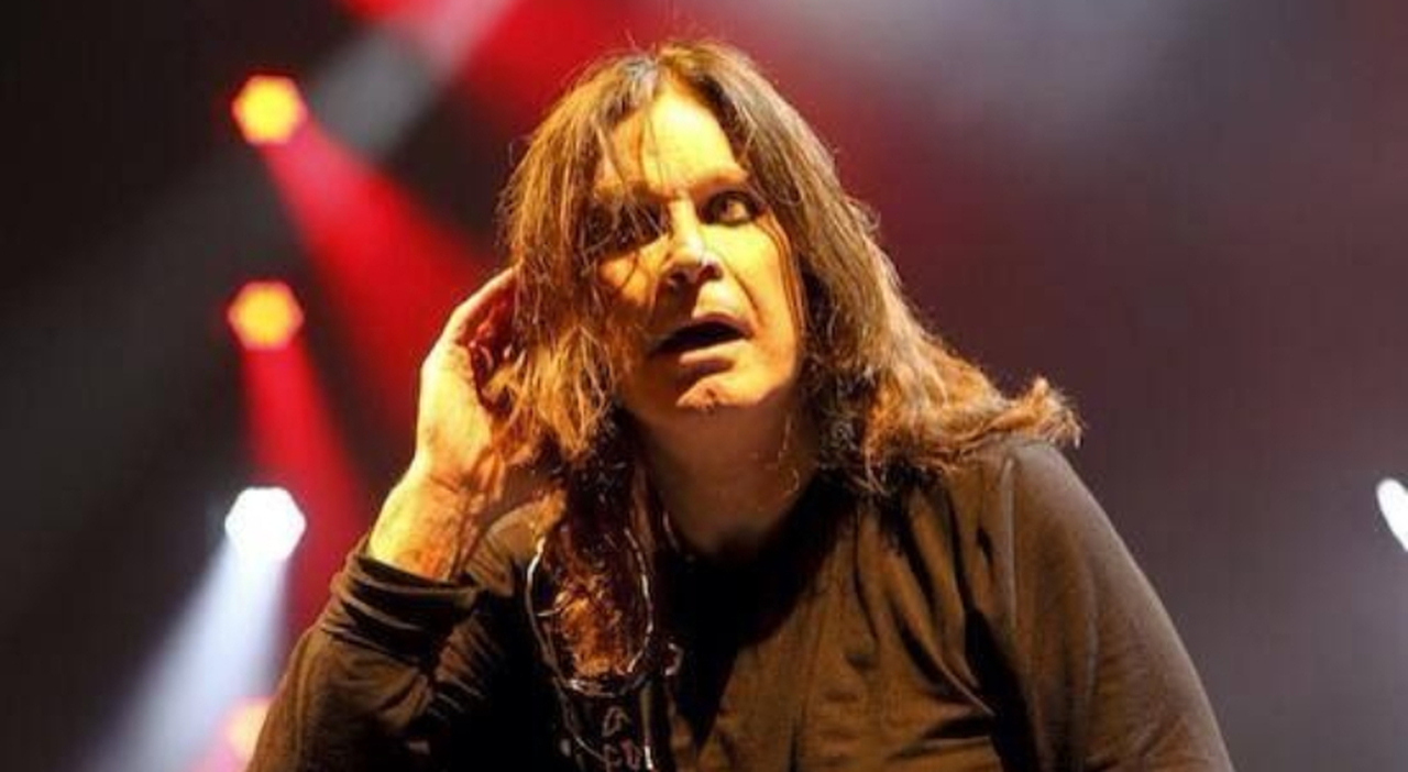 Ozzy Osbourne chi era il cantautore morto a 76 anni: età, carriera, heavy metal, Black Sabbath Ozzy Osbourne chi era il cantautore morto a 76 anni: età, carriera, heavy metal, Black Sabbath