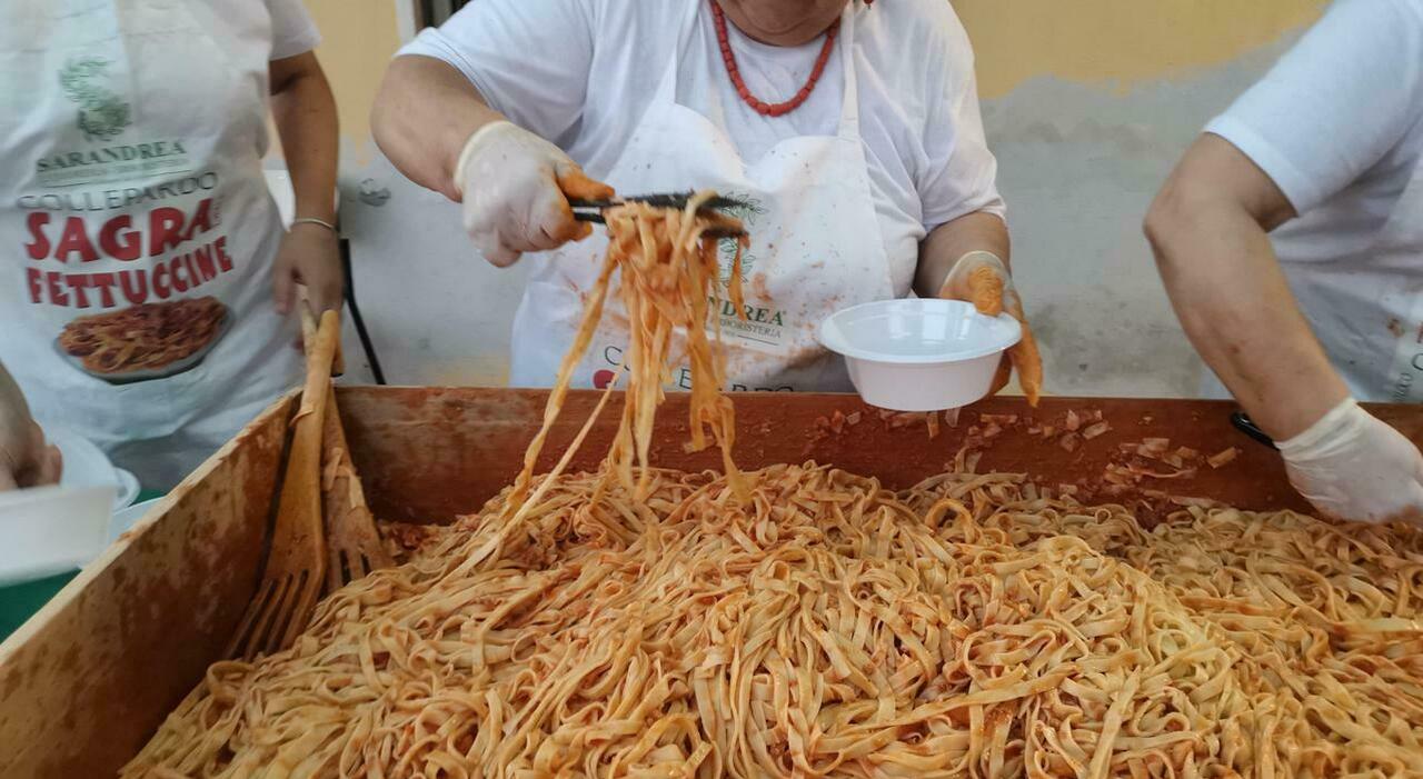 Sagre del weekend, i quattro appuntamenti da non perdere: pesche, pomodoro, fettuccine e Notte Saracena Sagre del weekend, i quattro appuntamenti da non perdere: pesche, pomodoro, fettuccine e Notte Saracena