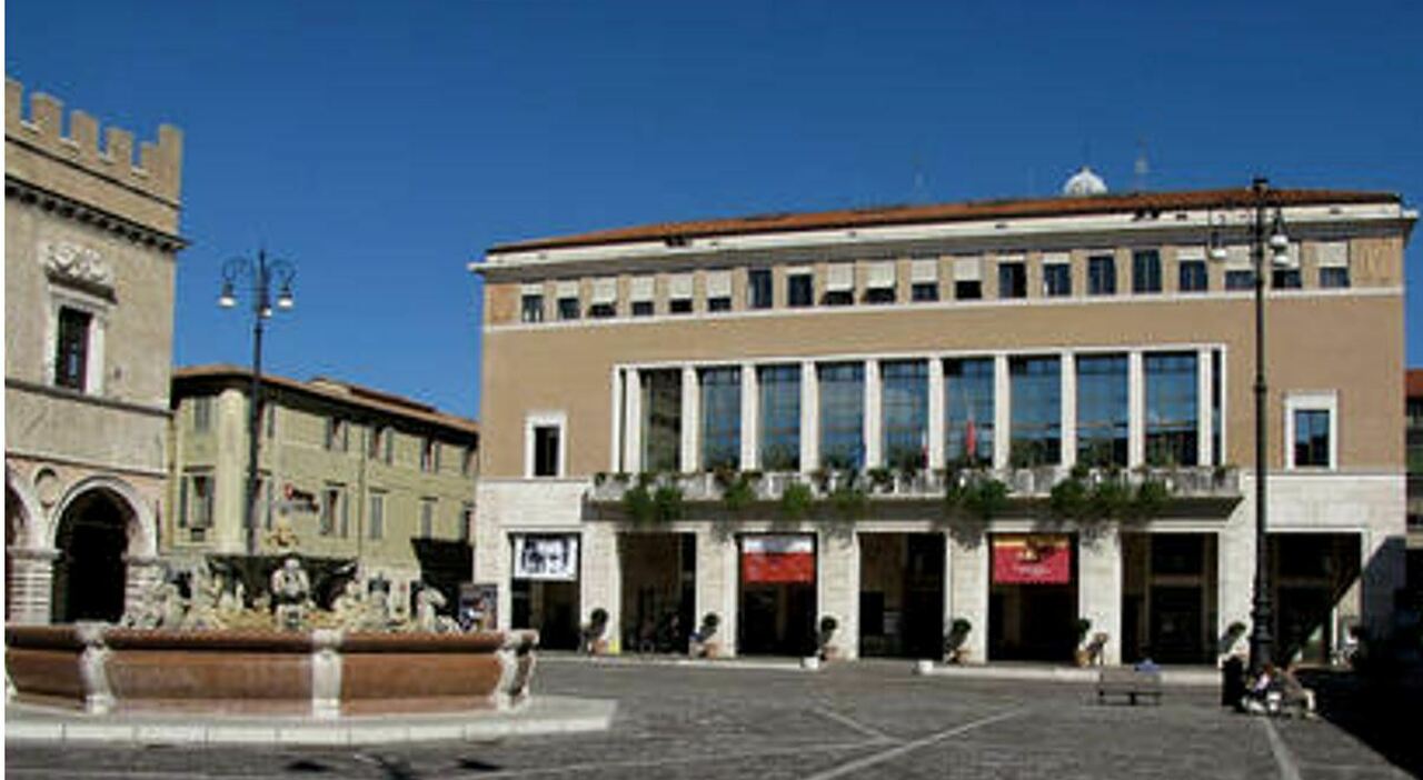 Inchiesta ?Affidopoli?, Matteo Ricci e gli altri 23 indagati interrogati a fine mese: ecco tutti i nomi Inchiesta ?Affidopoli?, Matteo Ricci e gli altri 23 indagati interrogati a fine mese: ecco tutti i nomi
