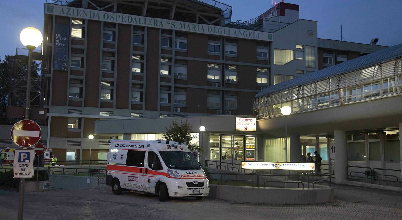 Medici e infermieri aggrediti, arrivano le guardie armate negli ospedali: parte la maxi gara Medici e infermieri aggrediti, arrivano le guardie armate negli ospedali: parte la maxi gara