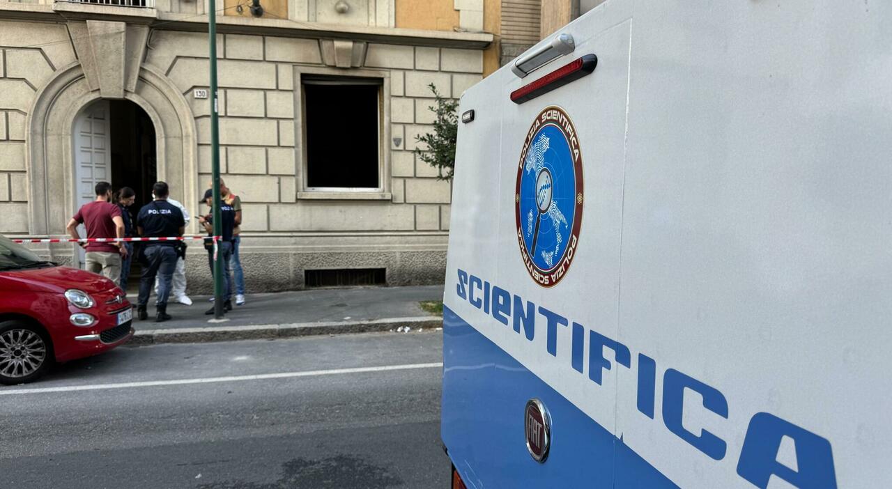 accoltellato e bruciato vivo in casa di uno studente il giallo dell uomo senza nome la visita del killer e le grida