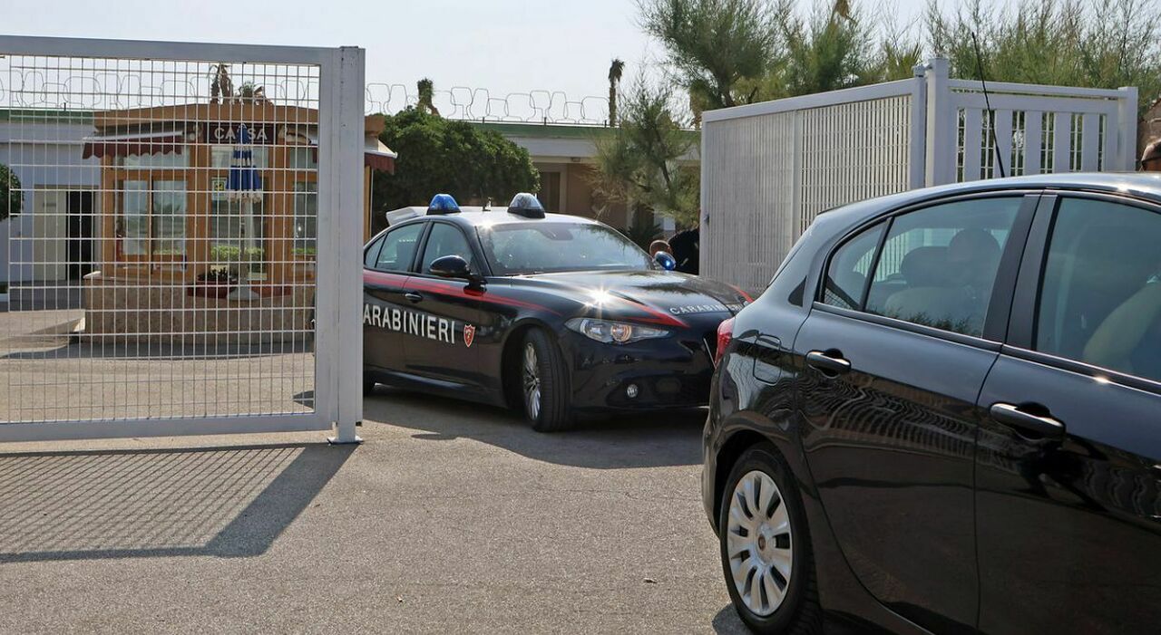 Accoltellato a 15 anni dopo una partita di calcio: è grave. La lite nel camping, poi il colpo all