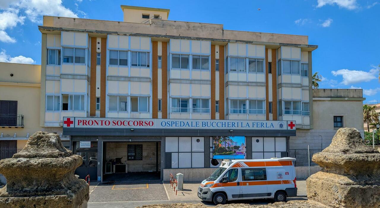 Bambina di 11 anni muore a Palermo, portata in ospedale con vestiti intrisi di benzina e segni di violenza sul corpo Bambina di 11 anni muore a Palermo, portata in ospedale con vestiti intrisi di benzina e segni di violenza sul corpo