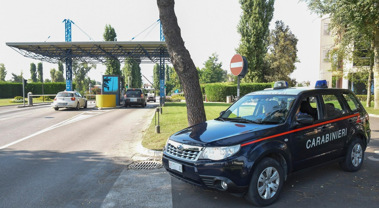 accoltellamento ad albarella un 16enne ha colpito un 27enne nel centro sportivo il dg rosatti aumenteremo la vigilanza