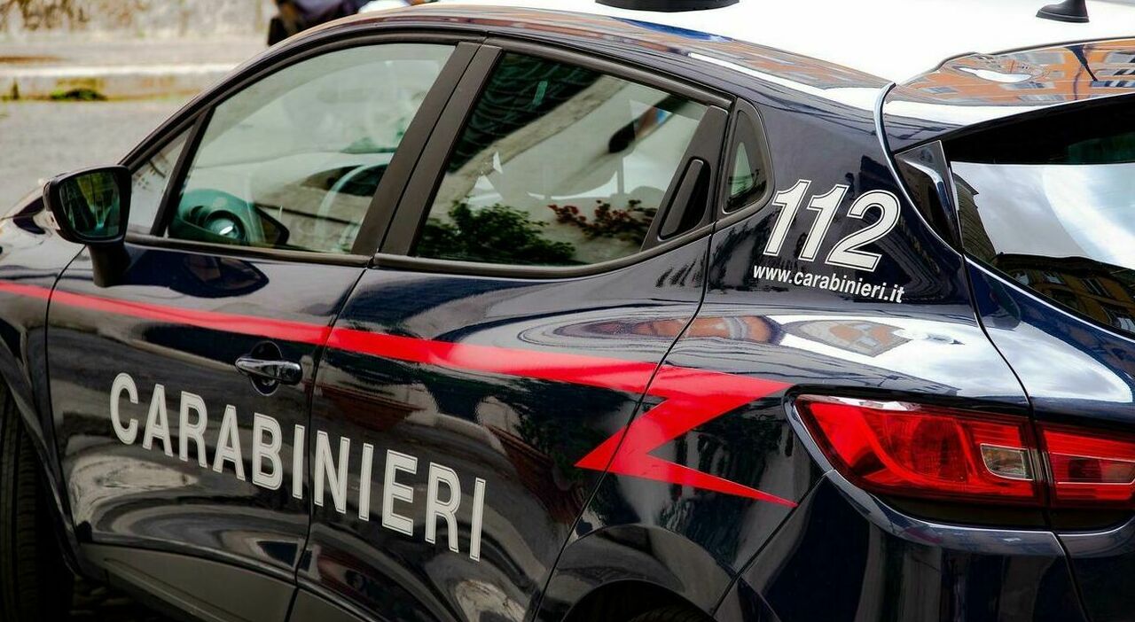 Clementina Fumo strangola il compagno Maurizio Ansaloni e chiama i soccorsi: «Ha avuto un malore». I dettagli sospetti e la situazione familiare Clementina Fumo strangola il compagno Maurizio Ansaloni e chiama i soccorsi: «Ha avuto un malore». I dettagli sospetti e la situazione familiare