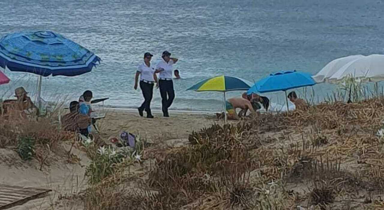 Salento, malore in mare: bagnante salvato. Scontro tra moto d