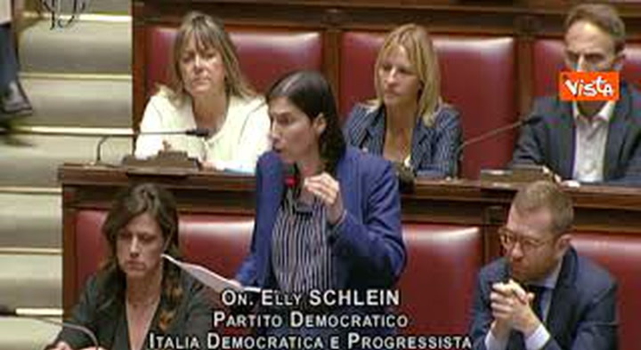 https://statics.cedscdn.it/photos/MED_HIGH/2025/07/30/8986777_poster.jpg