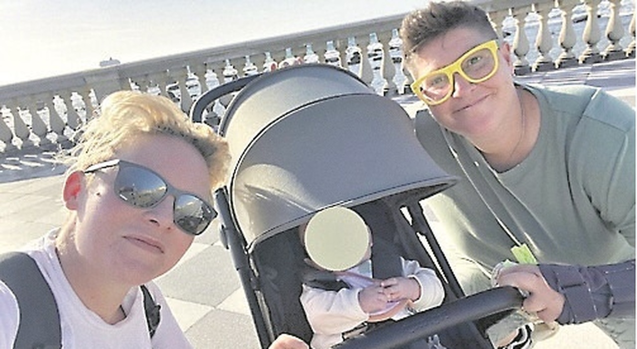 Il Comune di Osimo riconosce come famiglia le due mamme del piccolo Giulio