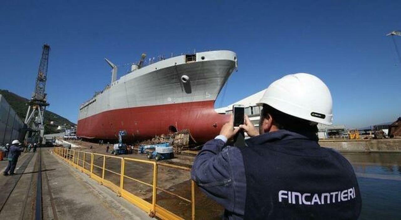 https://statics.cedscdn.it/photos/MED_HIGH/2025/07/31/8988309_4557477_1605_fincantieri.jpg