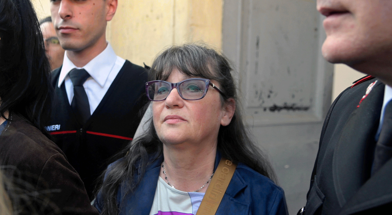 https://statics.cedscdn.it/photos/MED_HIGH/2025/07/31/8989060_31202642_daniela_ferrari_mamma_sempio.jpg