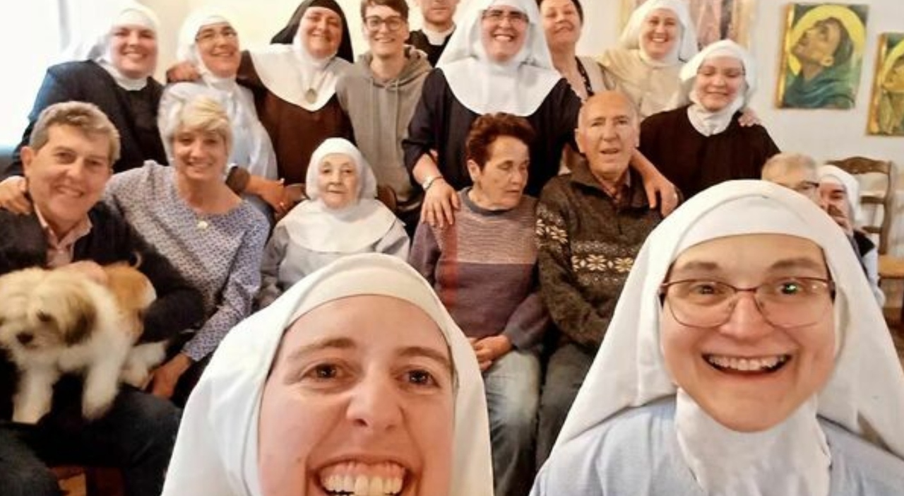 https://statics.cedscdn.it/photos/MED_HIGH/2025/08/01/8990896_01191125_monache_clausura_scomunicate_scisma_sfrattate_convento_burgos_oggi_1_8_2025.jpg