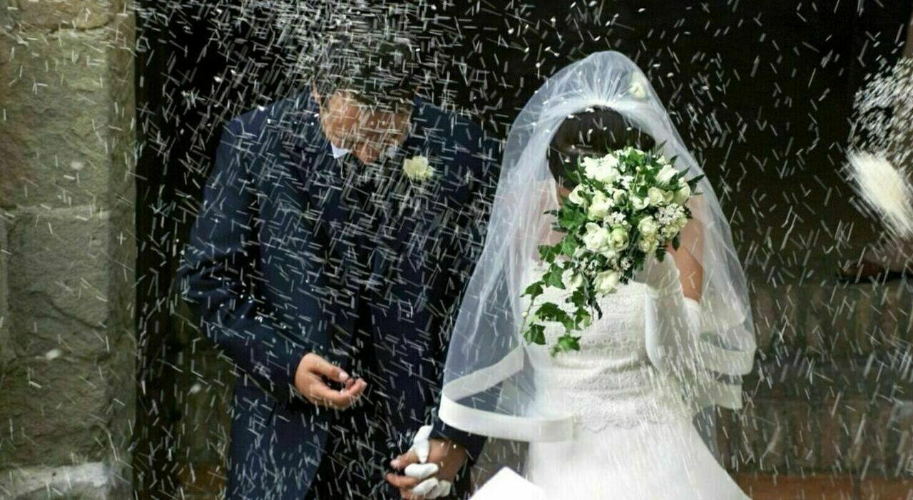 Matrimonio senza bambini, le motivazioni e come dirlo agli invitati: il "segreto" per evitare liti e imbarazzi