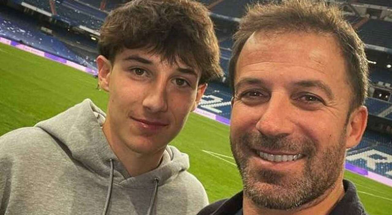 https://statics.cedscdn.it/photos/MED_HIGH/2025/08/03/8994153_03164915_tobia_del_piero_sanremese.jpg