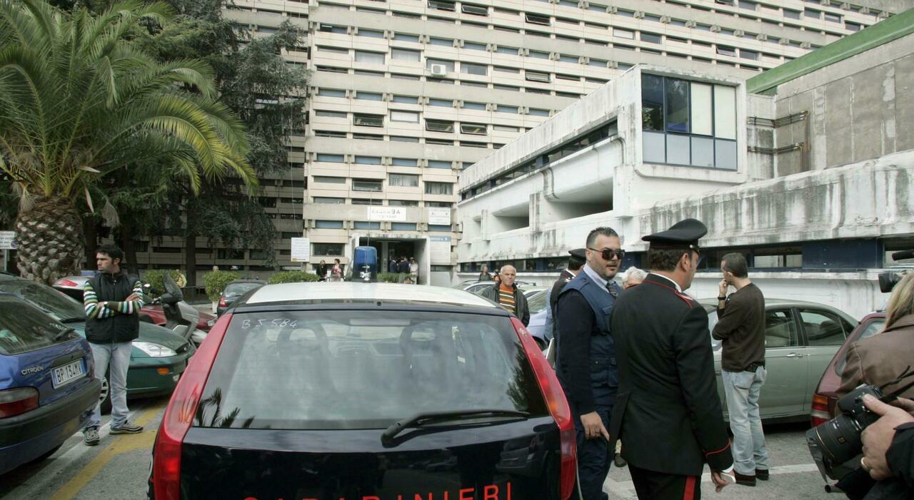 scarichi e rifiuti denunce a policlinico federico ii e vanvitelli