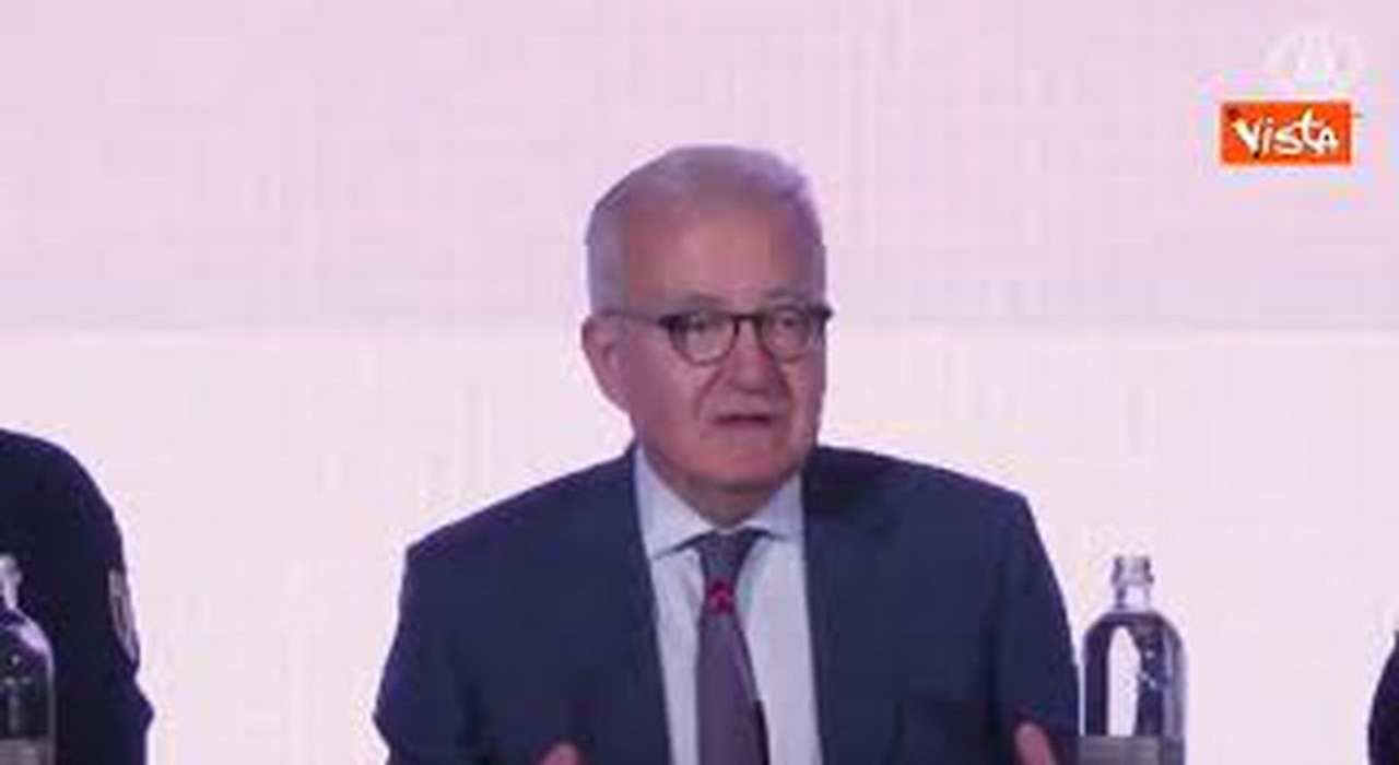 https://statics.cedscdn.it/photos/MED_HIGH/2025/08/05/8997574_poster.jpg