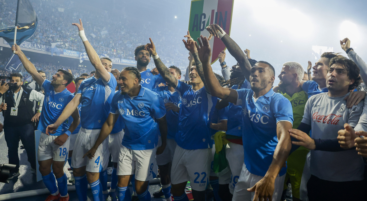 https://statics.cedscdn.it/photos/MED_HIGH/2025/08/05/8997712_05200926_serie_a_aic_accordo_collettivo_calciatori_oggi_5_8_2025.jpg