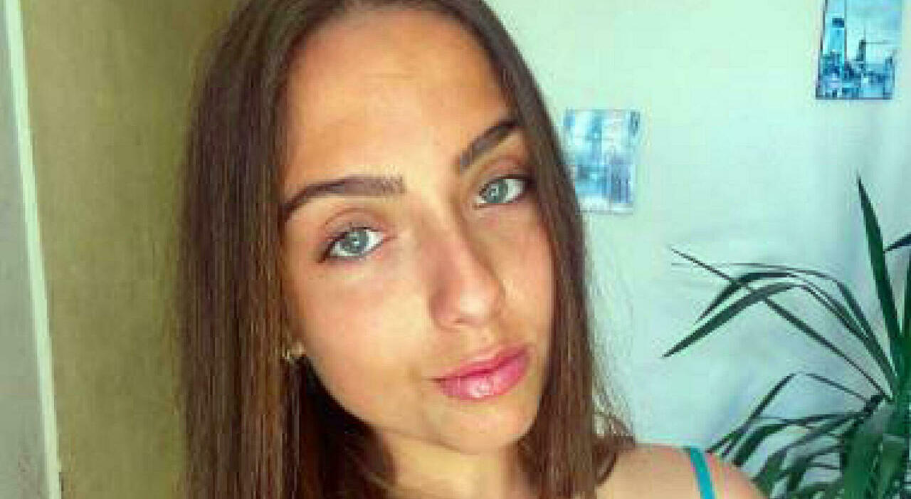 Simona Cinà, i familiari tre ore dai pm. L Simona Cinà, i familiari tre ore dai pm. L