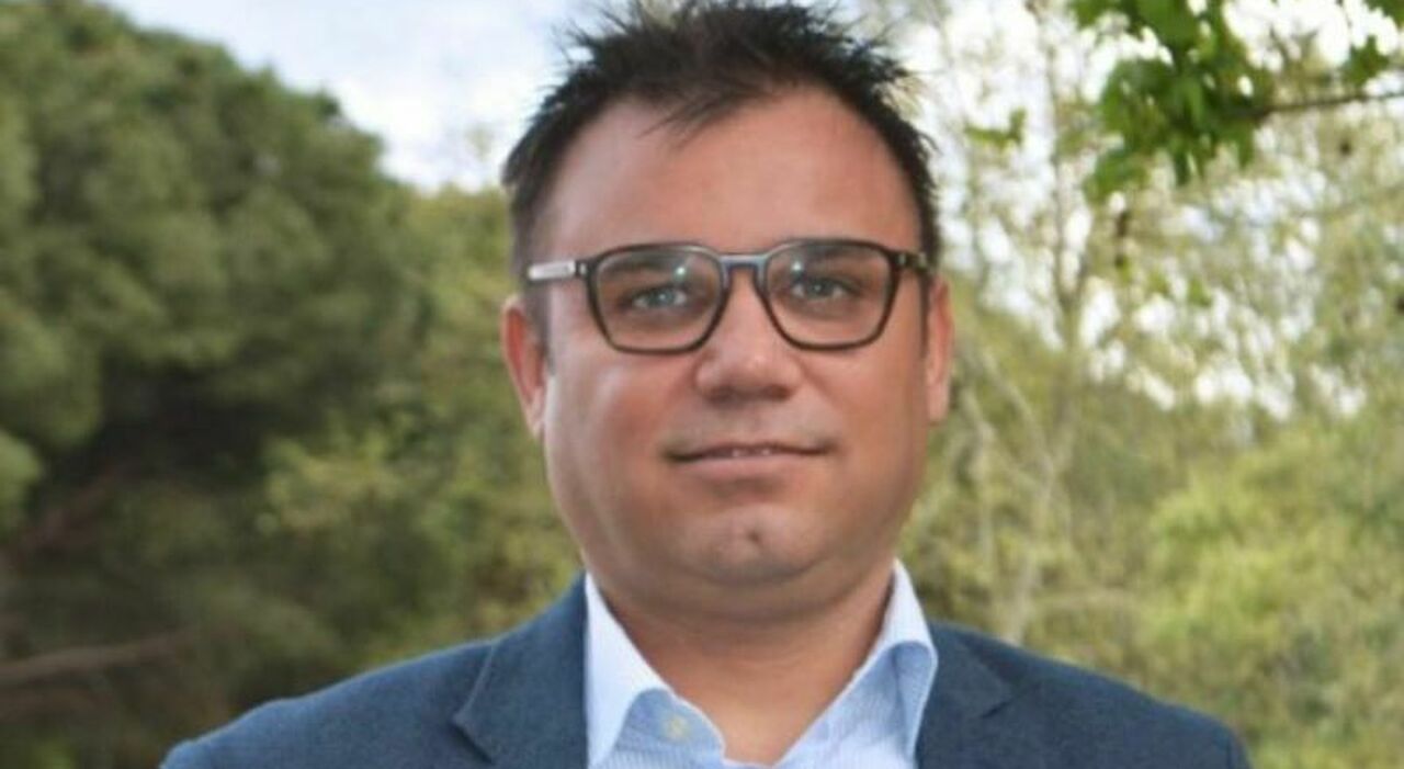 Arrivò in Italia su un barcone a 16 anni, ora è il primo presidente albanese del Rotary: l Arrivò in Italia su un barcone a 16 anni, ora è il primo presidente albanese del Rotary: l