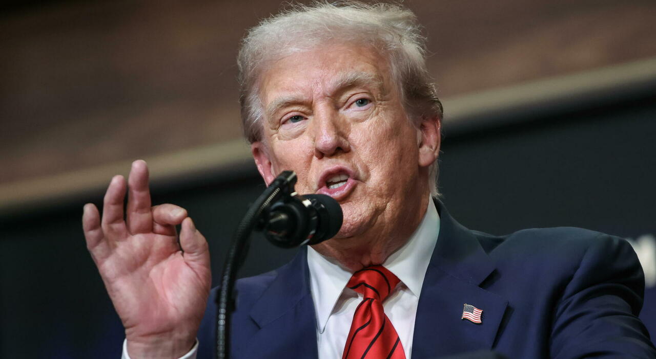https://statics.cedscdn.it/photos/MED_HIGH/2025/08/06/8998200_06074856_dazi_trump_unione_europea_wall_street_maxi_tariffe_farmaci.jpg