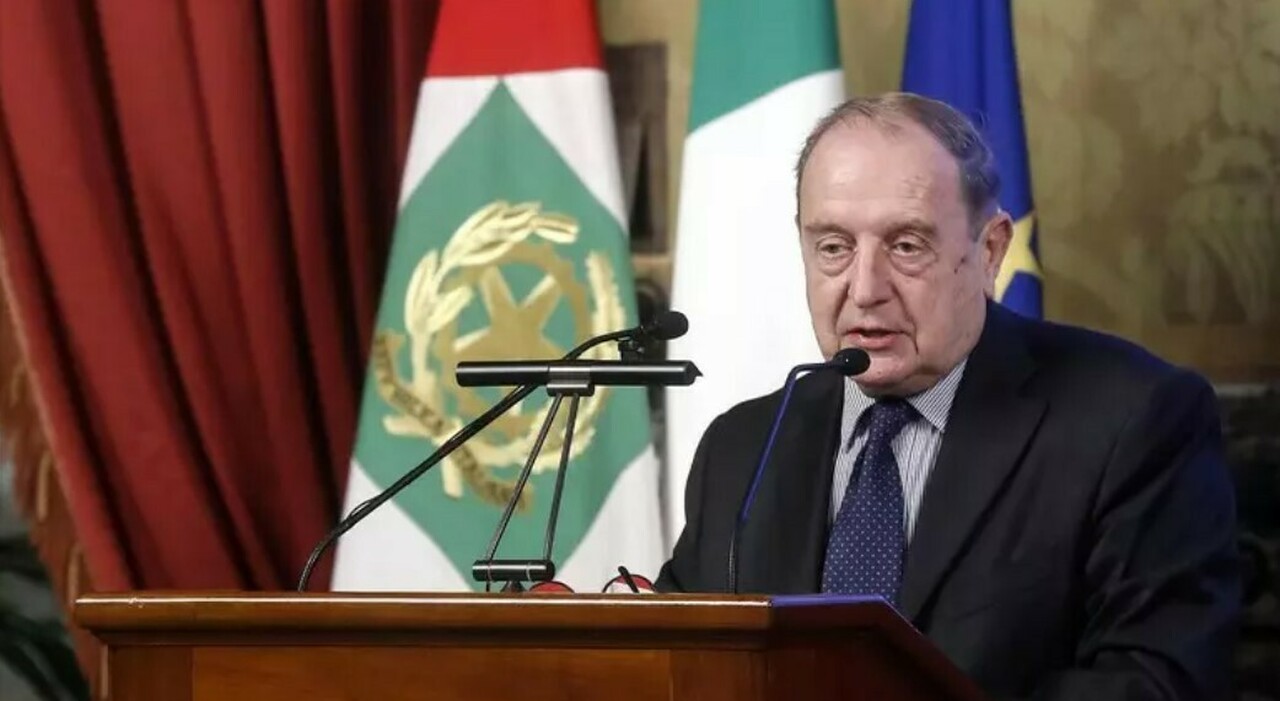 https://statics.cedscdn.it/photos/MED_HIGH/2025/08/06/8999107_06113739_vladimiro_zagrebelsky_morto_fratello_gustavo_chi_e_malore_.jpg