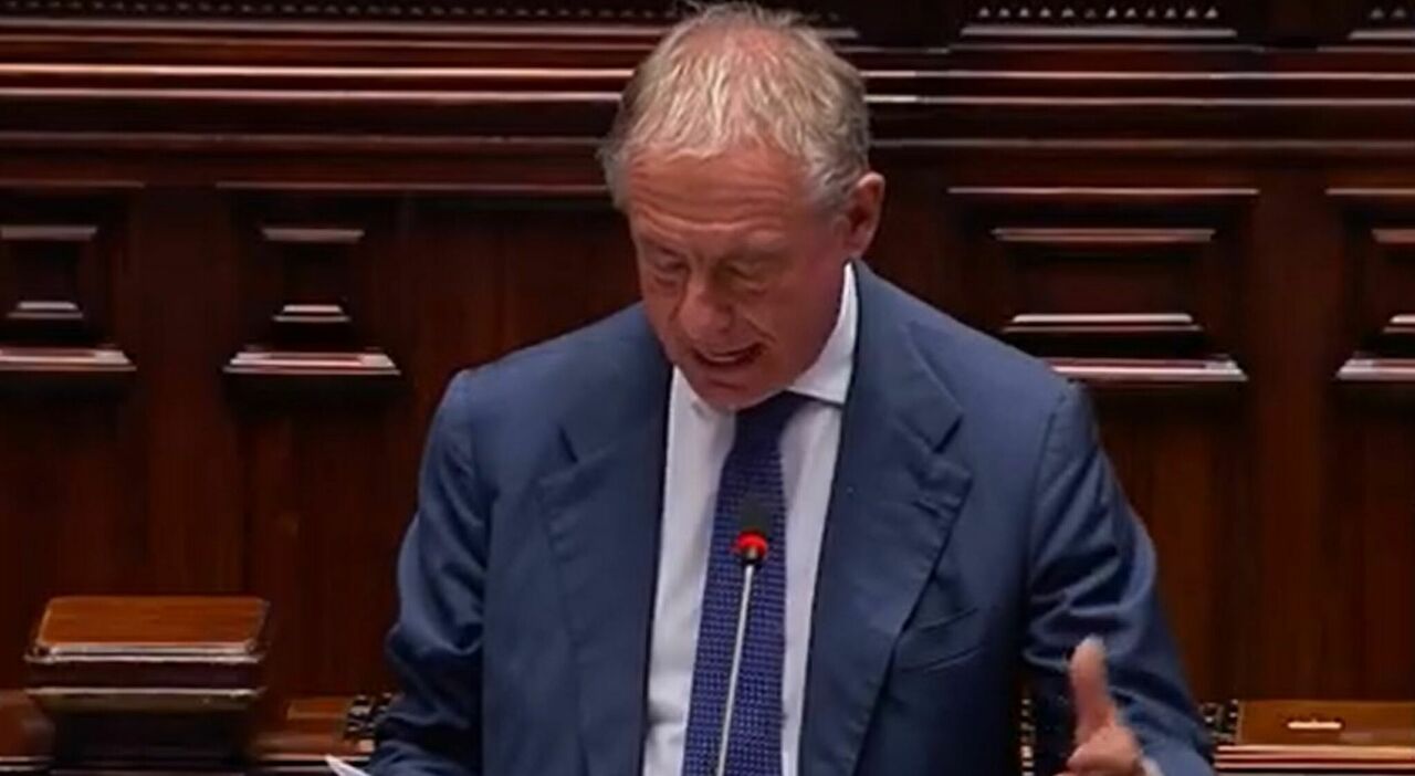 Niente produzione di energia, Cerano ?in riserva? fino al 2038. Urso: «Via libera agli investimenti per il post carbone» Niente produzione di energia, Cerano ?in riserva? fino al 2038. Urso: «Via libera agli investimenti per il post carbone»