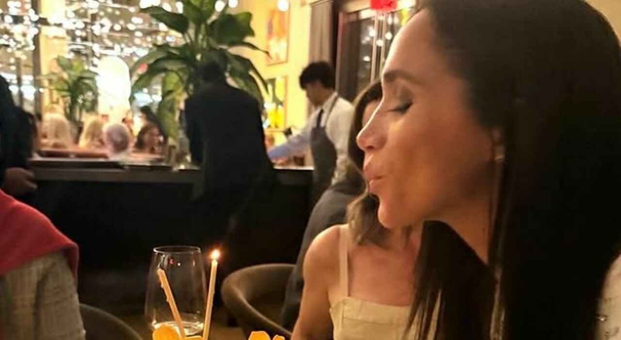 Meghan Markle, compleanno solitario: la Duchessa di Sussex ignorata dalla Famiglia Reale e dal mondo dello spettacolo