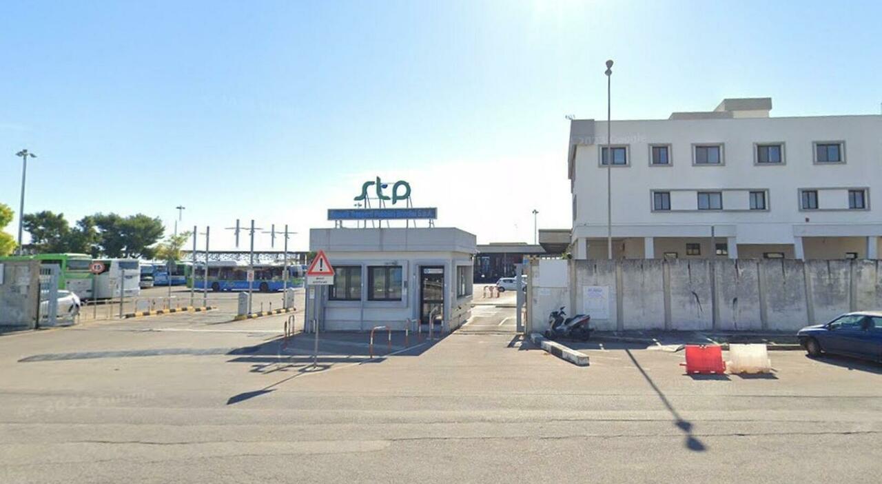ex sindacalista accusato di tentata estorsione la cassazione lo proscioglie e condanna stp a reintegro e risarcimento milionario