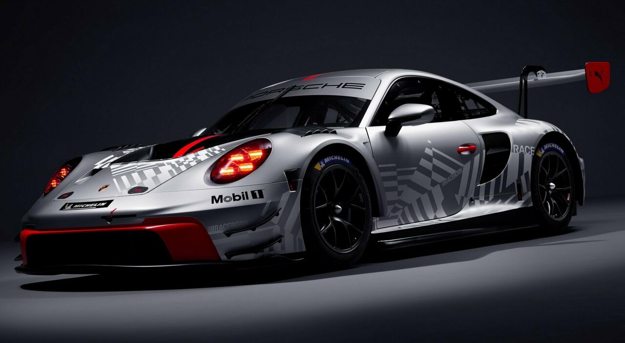 Porsche 911 GT3 R Evo