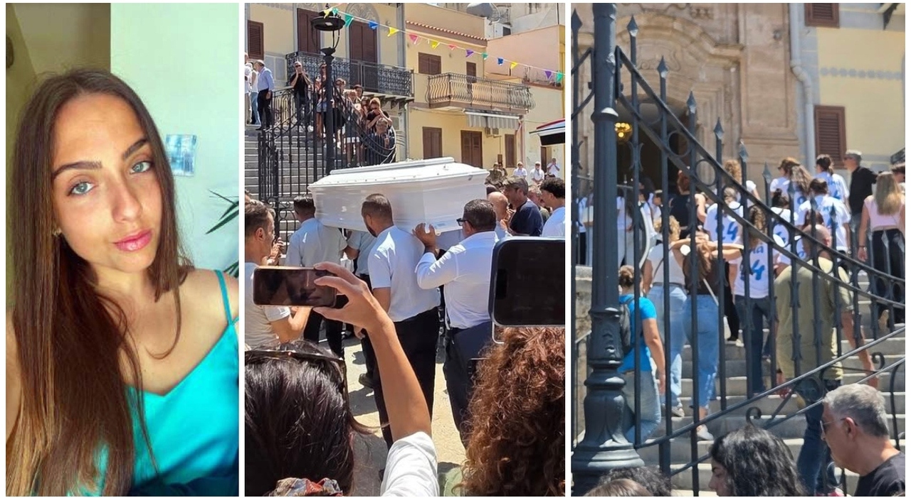 simona cin224 i funerali della 20enne morta in piscina folla e applausi fuori dalla chiesa i compagni di squadra con il suo numero sulla maglia