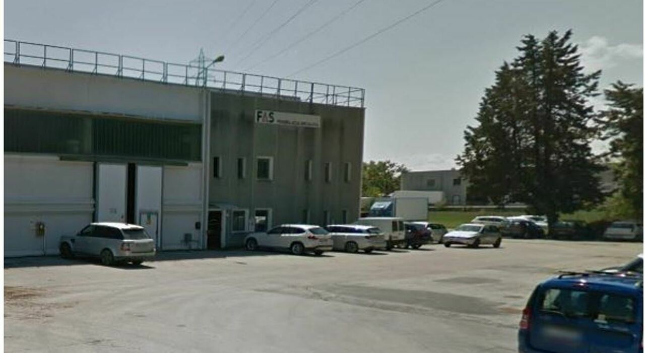 tragico infortunio alla fas di urbisaglia vittima un dipendente della fonderia