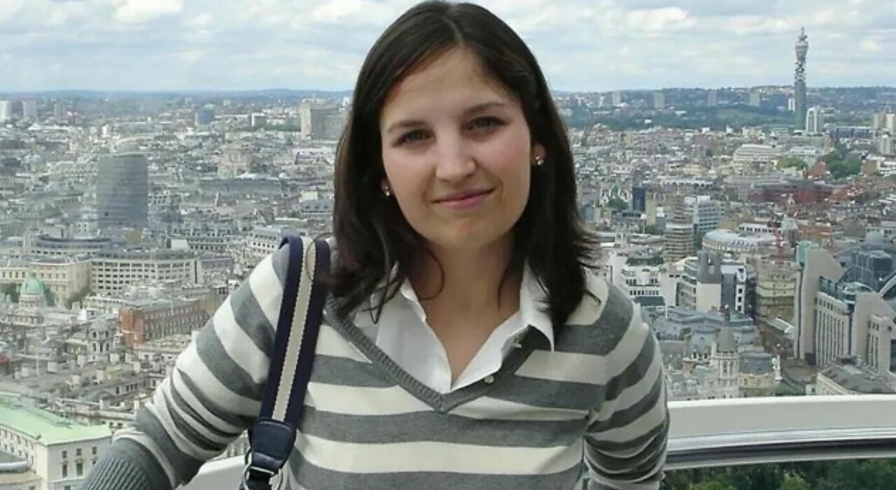 Chiara Poggi, 18 anni fa il delitto di Garlasco. Tra piste alternative, prove, impronte e Dna: tutte le tappe di un omicidio dai troppi misteri
