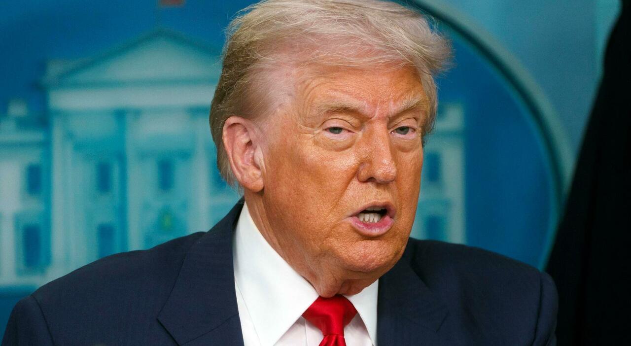 Dazi, media Usa: Trump proroga la tregua con la Cina per 90 giorni. E non ci saranno tariffe sull Dazi, media Usa: Trump proroga la tregua con la Cina per 90 giorni. E non ci saranno tariffe sull