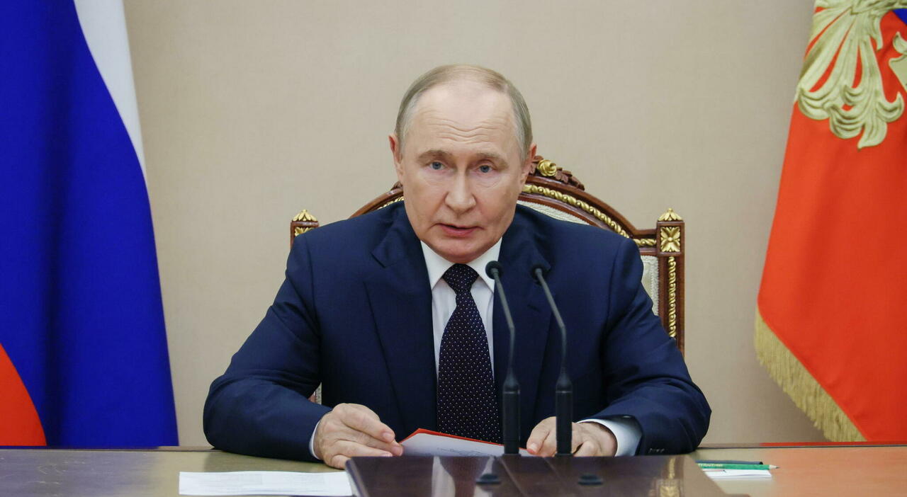 Guerra Ucraina, Putin punta a dividere l?Occidente: «È la Ue l?ostacolo principale alla pace». La strategia dello zar Guerra Ucraina, Putin punta a dividere l?Occidente: «È la Ue l?ostacolo principale alla pace». La strategia dello zar