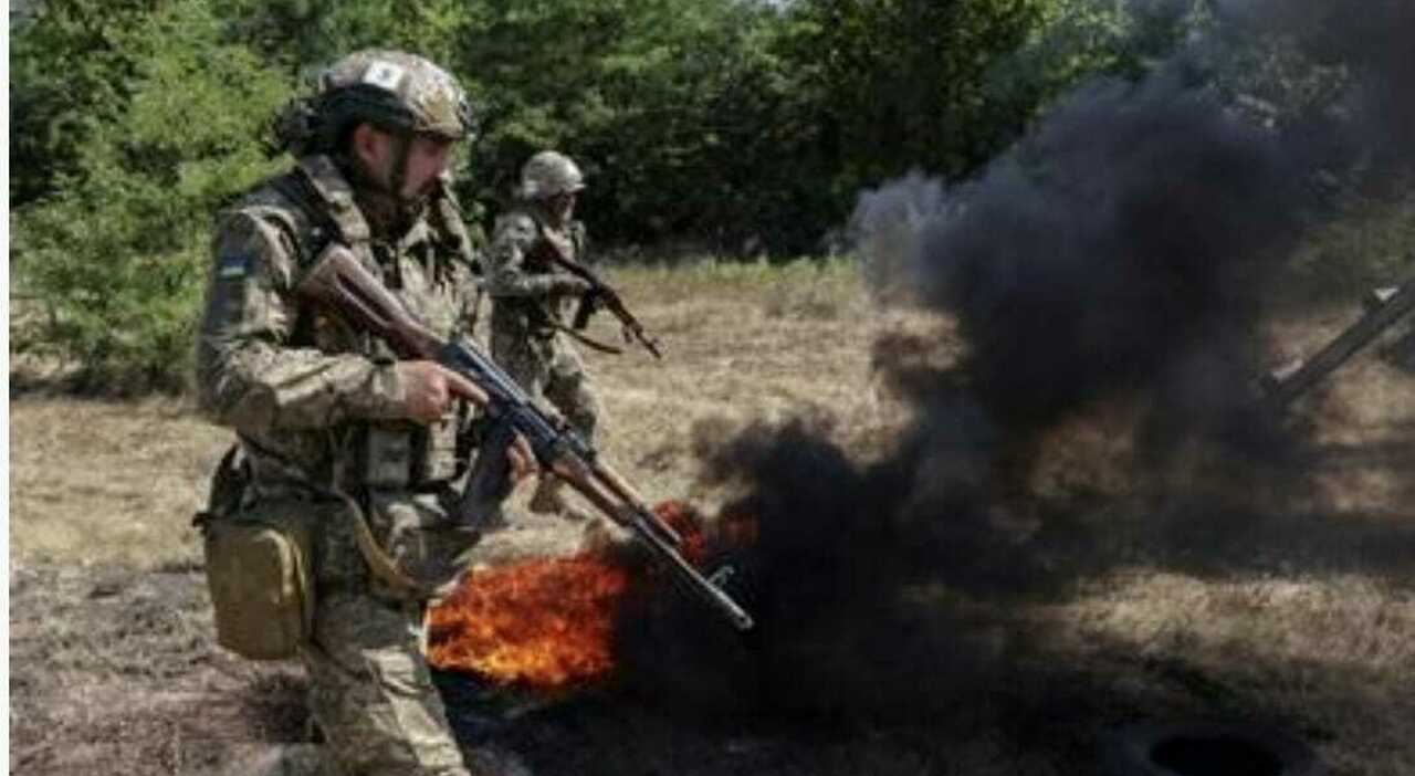 putin offensiva prima del summit i russi sfondano per 10 chilometri gli ucraini mandano l azov per fermarli cosa sta succedendo